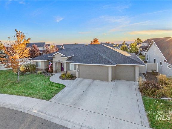 3rd image of 10303 Ryan Peak Dr