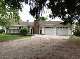 6988 Hancock Rd, Montague, MI 49437