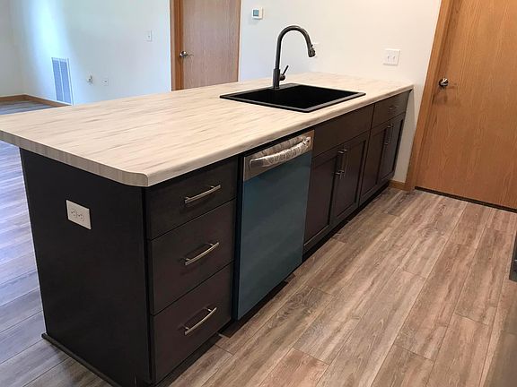 4th image of W6954 Ooo Senior APT 2
