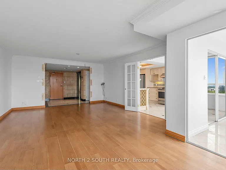 215 Wynford Dr #2802 — Photo 9