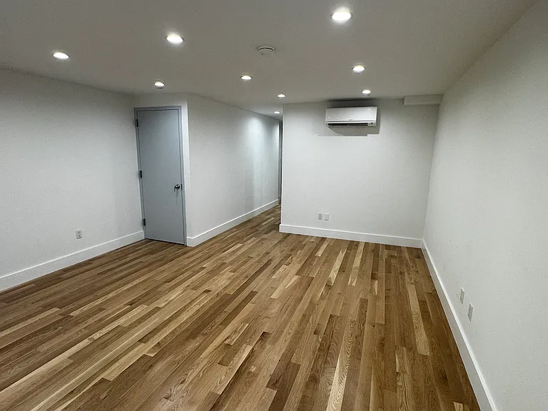 269 Alexander Ave #1B — Photo 16