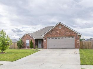 550 Warrick Way, Centerton, AR 72719