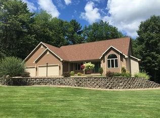 720 River Oaks Trl, Kronenwetter, WI 54455