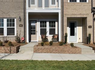 8950 Matthews Farm Ln, Charlotte, NC 28277