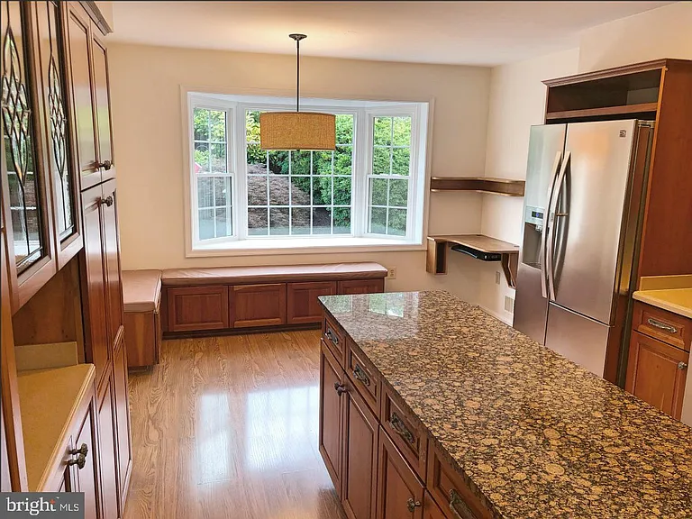 7327 Yates Ct — Photo 10
