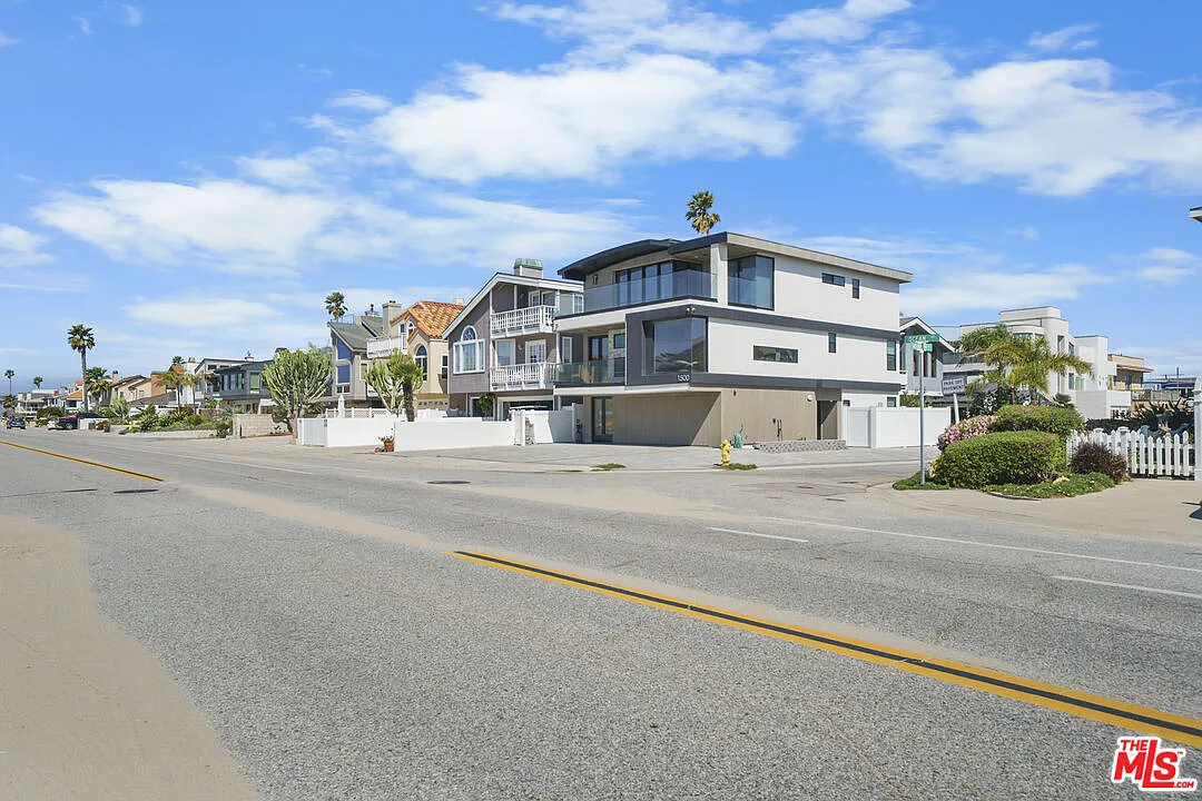 Building Photo - 1500 Ocean Dr