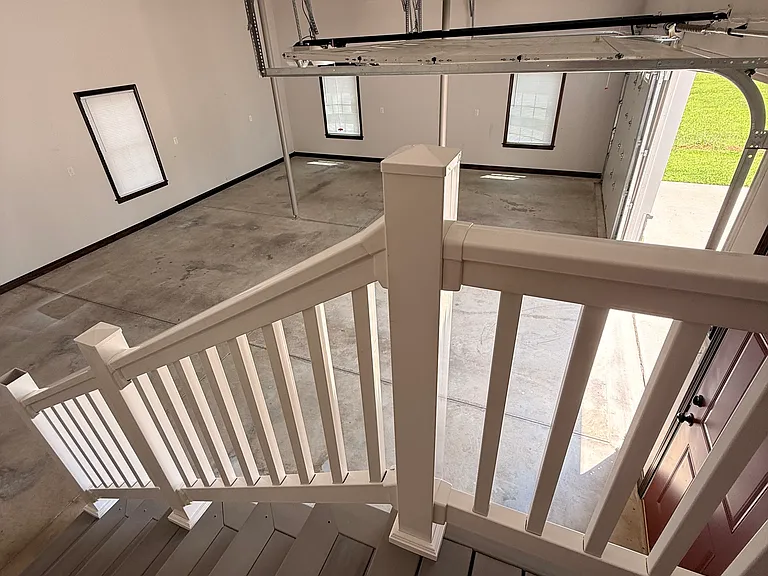 906 Summit Rd — Photo 29