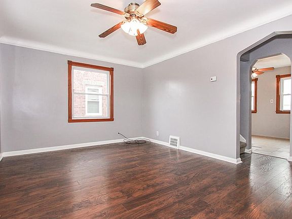 4th image of 13521 Harold Ave