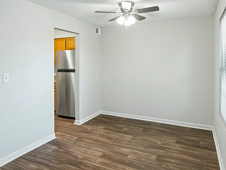 1870 Frankfort Ave #4 — Photo 7