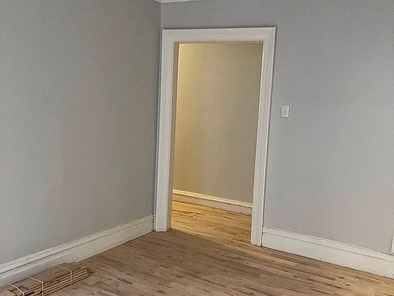 3rd image of 321 Fairmount Ave APT 5