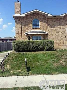2nd image of 1957 Timber Oaks Dr