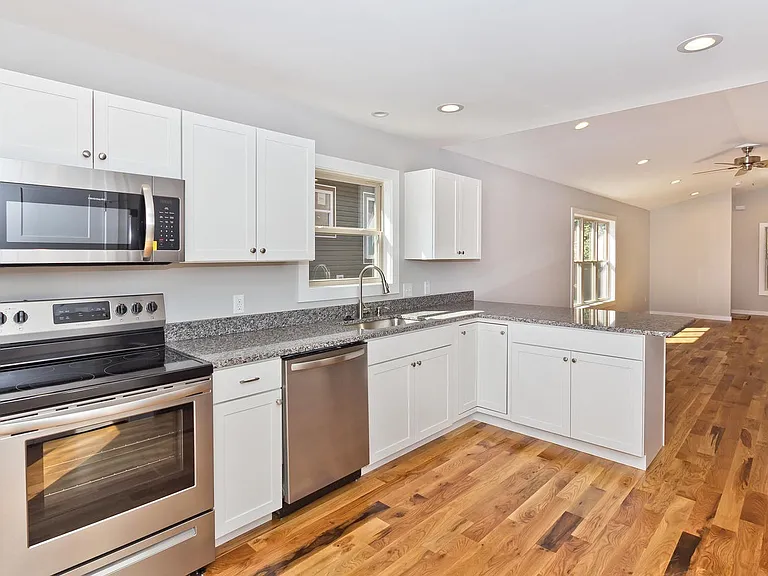 615 Reed St — Photo 9