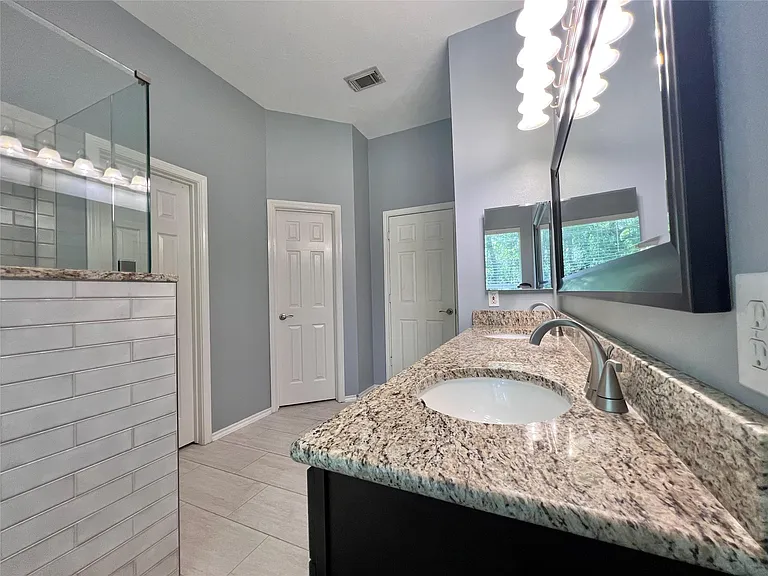 67 N Merryweather Cir — Photo 21
