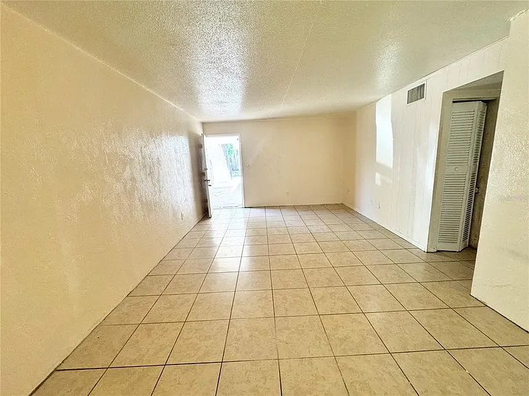 1229 Kennedy Rd #43 — Photo 4