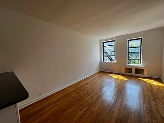 Rented by Salon Realty Corp