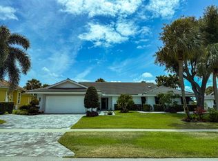 3773 Red Maple Cir, Delray Beach, FL 33445