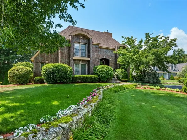 20 Gallair Cir, Holden, MA 01520