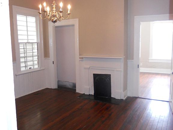 5th image of 1116 Jefferson St
