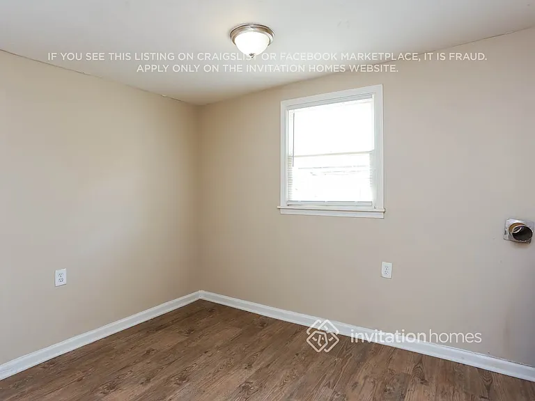 2121 Cherry Ln — Photo 15
