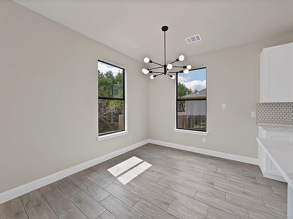 5th image of 5700 Barkridge Dr