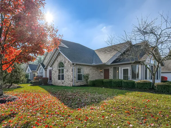 8582 Stonewoods Ln, Powell, OH 43065