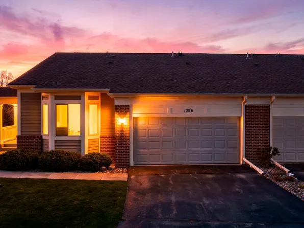 1396 Summit Shores Dr, Burnsville, MN 55306
