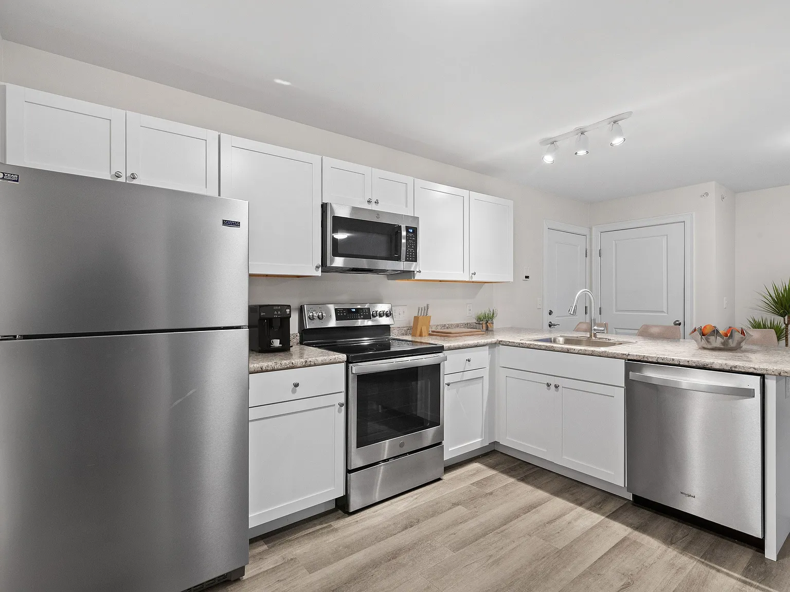 Cumberland Woods Apartments — Photo 1