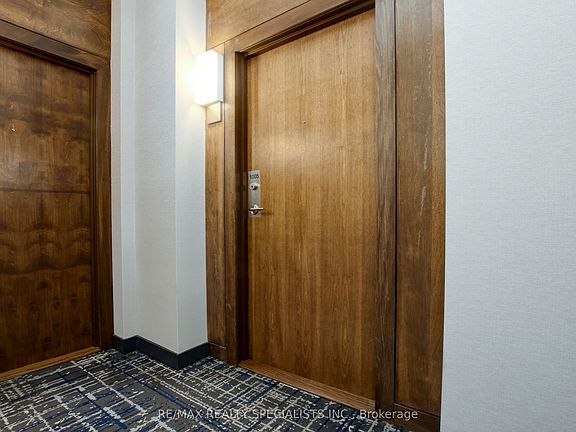 5th image of 1 Hurontario St #1005