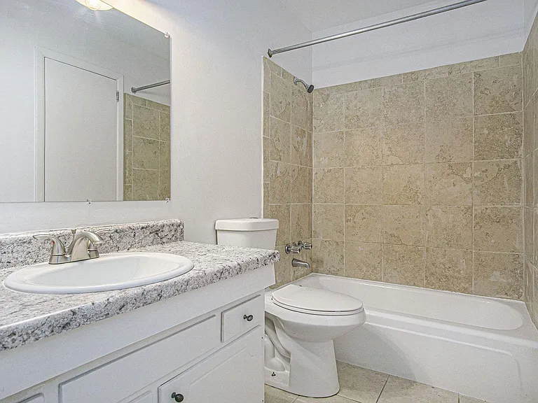 3267 Warringwood Dr — Photo 28