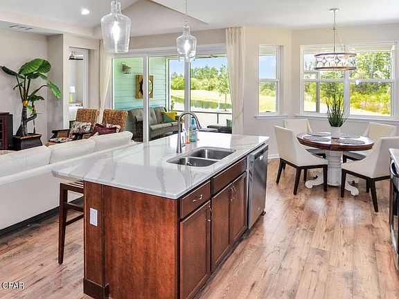 5th image of 8439 Coral Reef Way