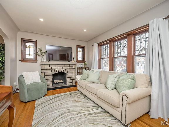 5th image of 3915 Prather Ave