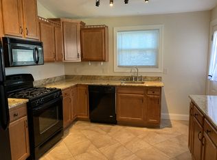 628 Maryland Ave APT 1, Pittsburgh, PA 15232