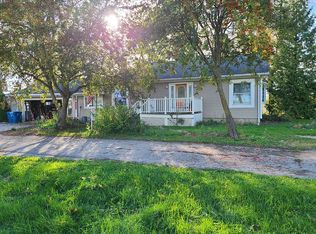 4401 Silver Lake Rd, Linden, MI 48451