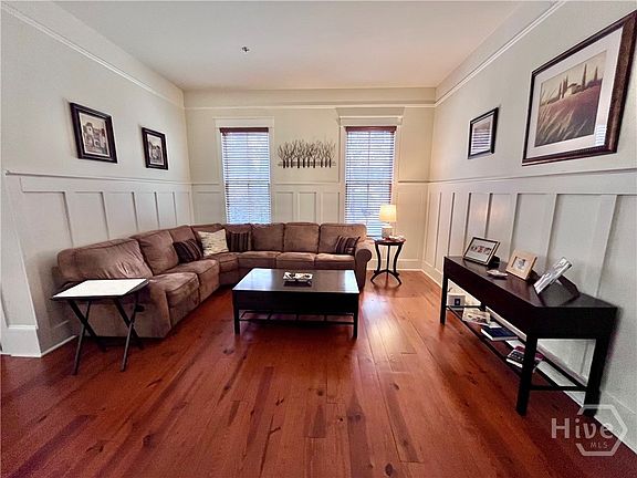 5th image of 25 Charter Oak Drive