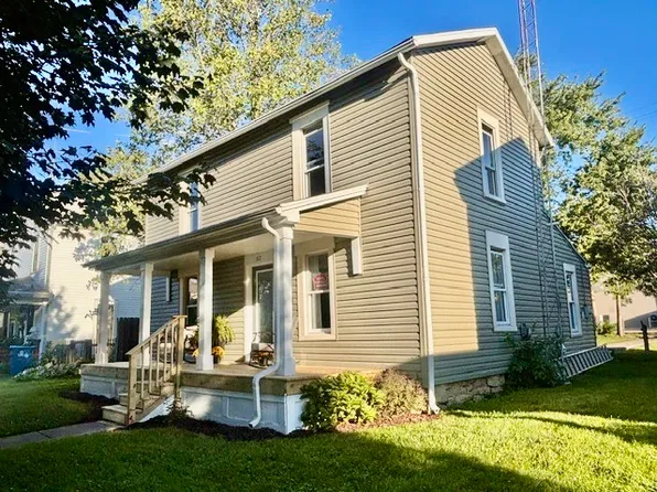 517 W Dow St, Tipp City, OH 45371