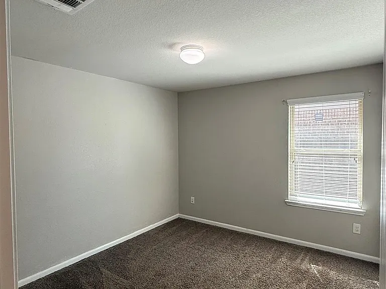 3042 Specklebelly Dr — Photo 7