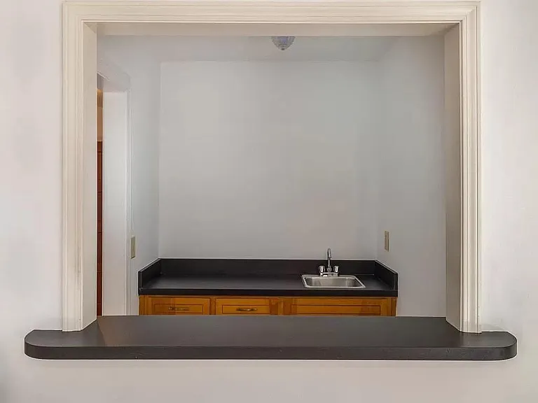 1146 Hutch Ln — Photo 14