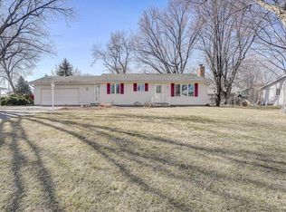 2666 Hauer Trl, Shakopee, MN 55379