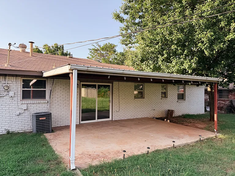 6336 N Hammond Ave — Photo 27