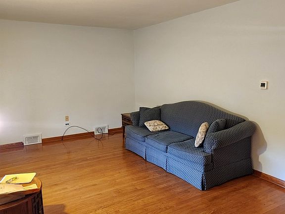 2nd image of 14415 S Saginaw Ave
