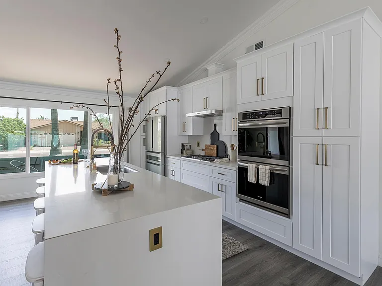8702 E Clarendon Ave — Photo 36