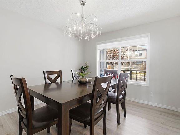 4th image of 124 NE Prestwick Estate Way SE