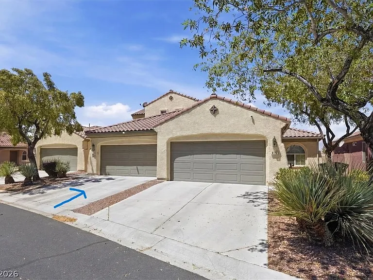 8709 Echo Grande Dr — Photo 2