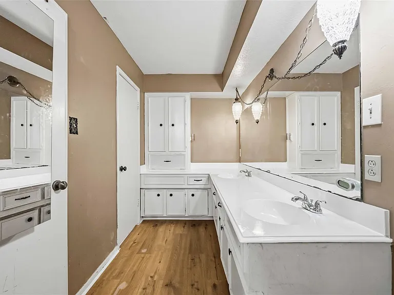 1003 Misty Lea Ln — Photo 21
