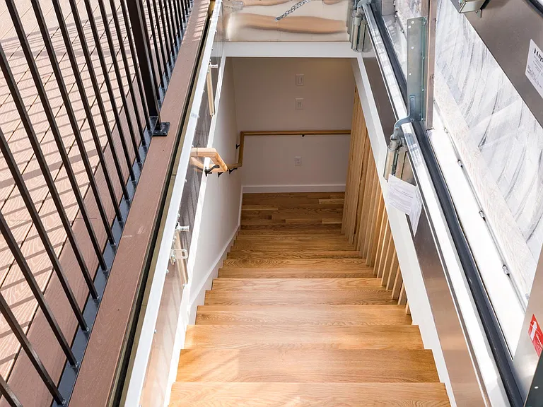 298 Marginal St #4 — Photo 31