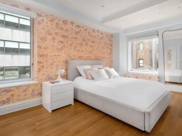 502 Park Avenue image 6 of 7