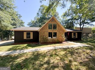 22 Laurel Dr, Valley, AL 36854