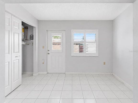 3rd image of 2131 Ridge Rd S APT 99