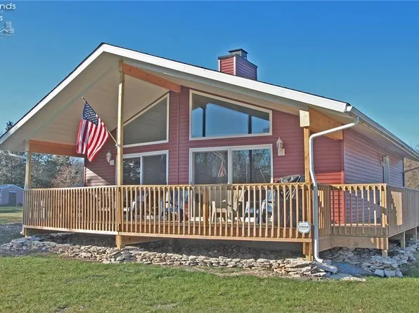 707 Monaghan Rd, Kelleys Island, OH 43438