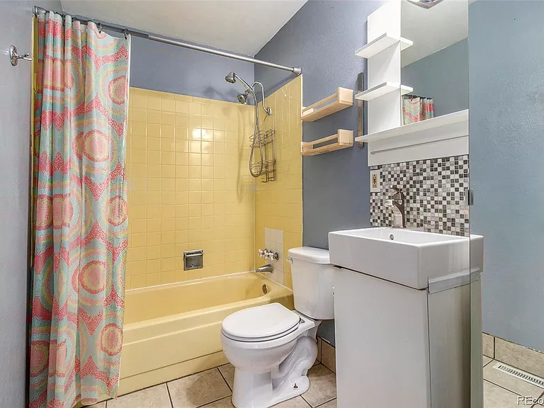 3724 Sheffield Ln — Photo 11